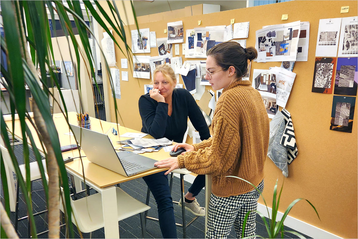 Charette in the office